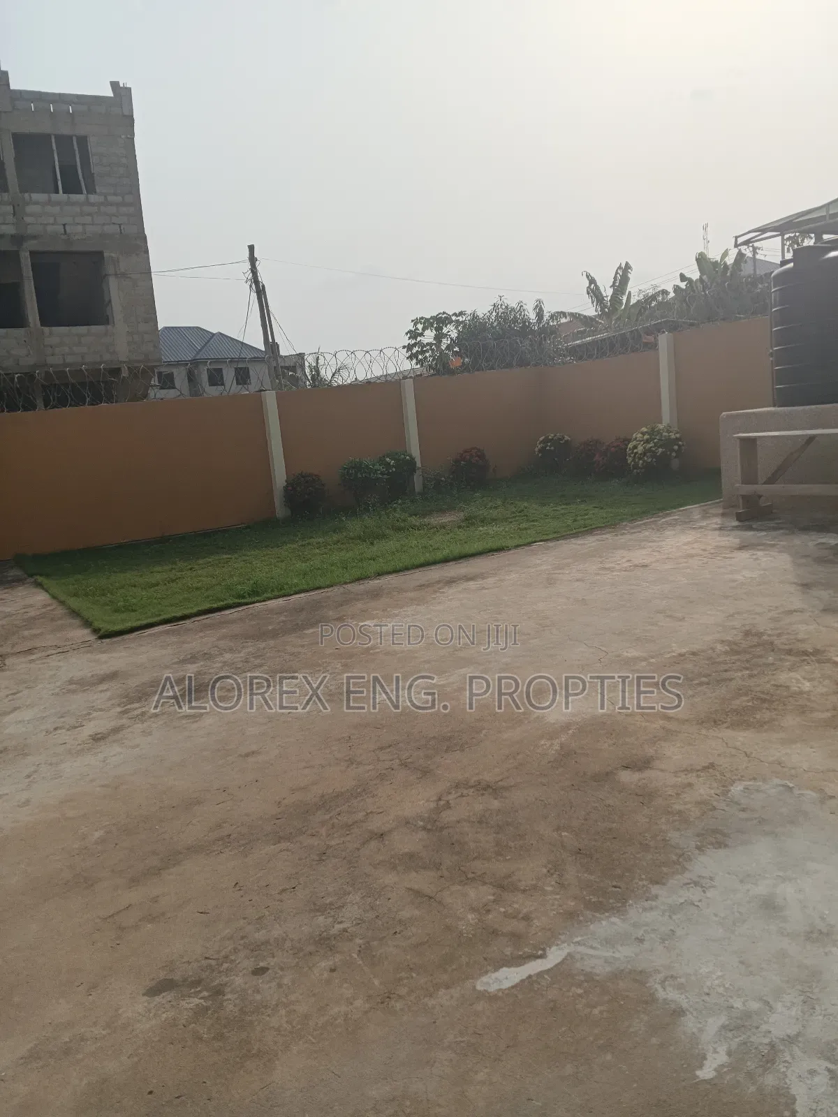 4bdrm Apartment in Oyarifa for rent