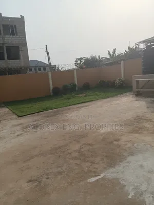 4bdrm Apartment in Oyarifa for rent