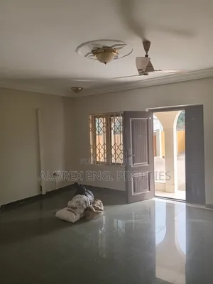 4bdrm Apartment in Oyarifa for rent