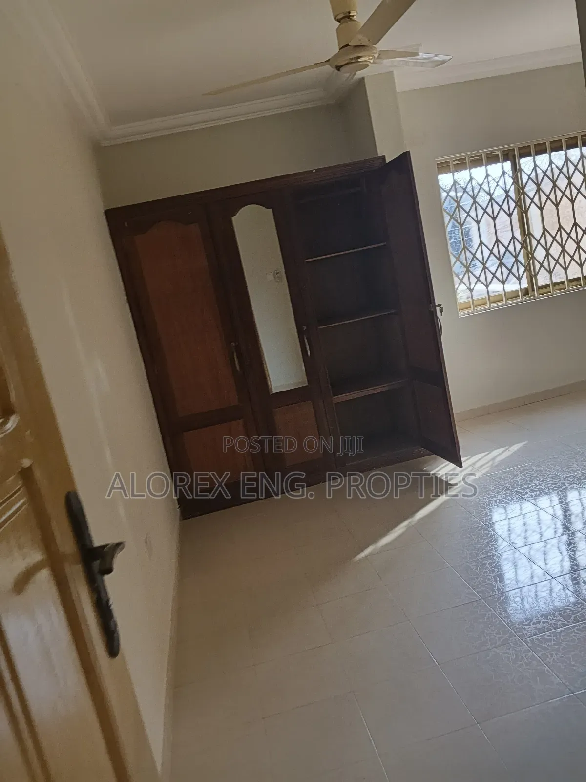 4bdrm Apartment in Oyarifa for rent