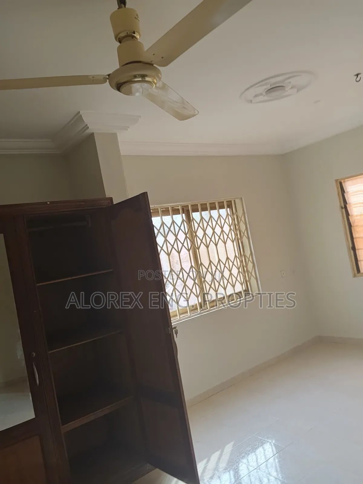 4bdrm Apartment in Oyarifa for rent