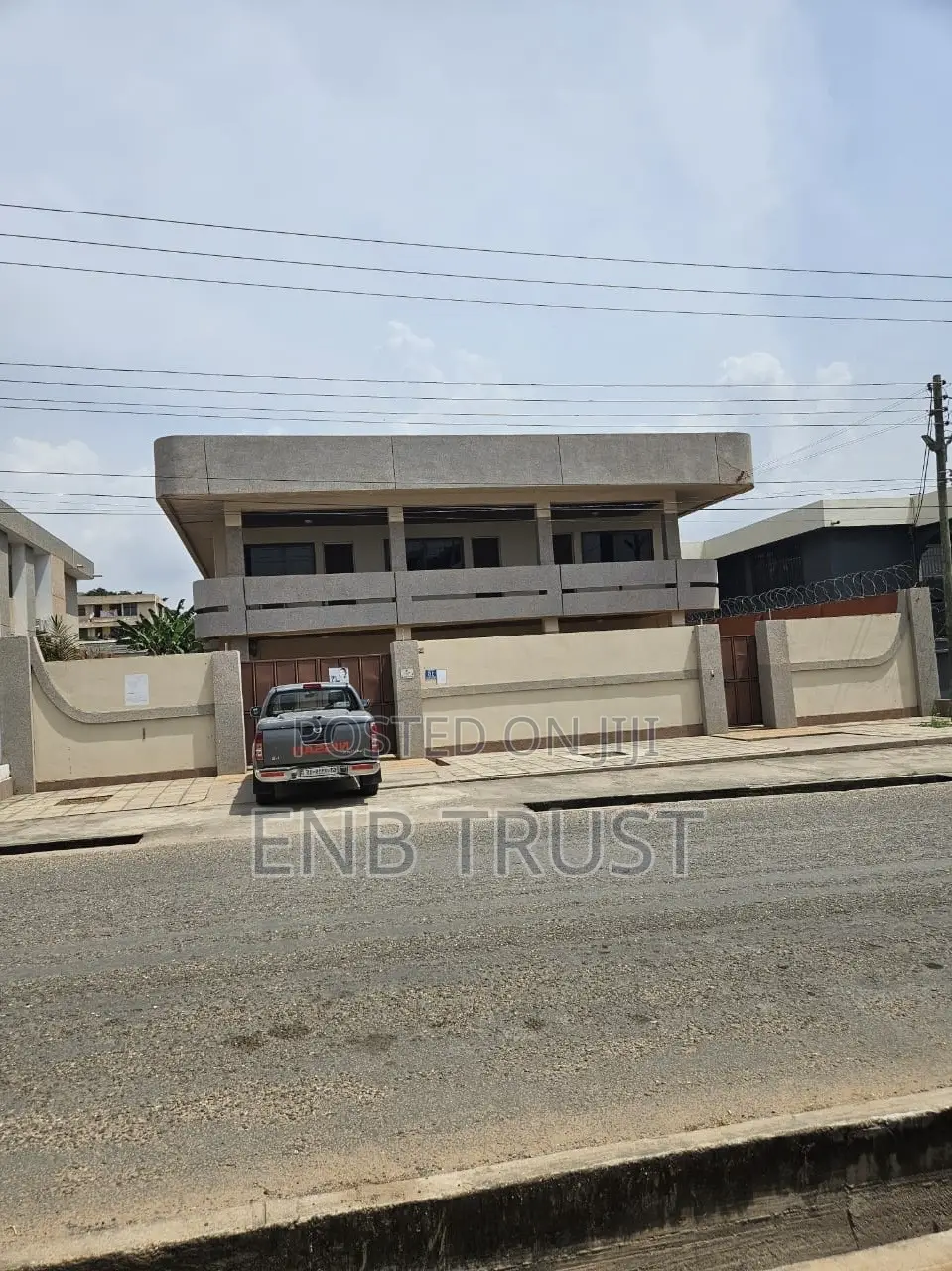 7bdrm House in Achimota, Mile 7 for sale