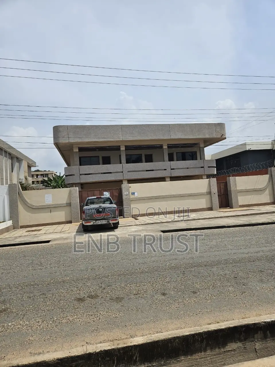 7bdrm House in Achimota, Mile 7 for sale