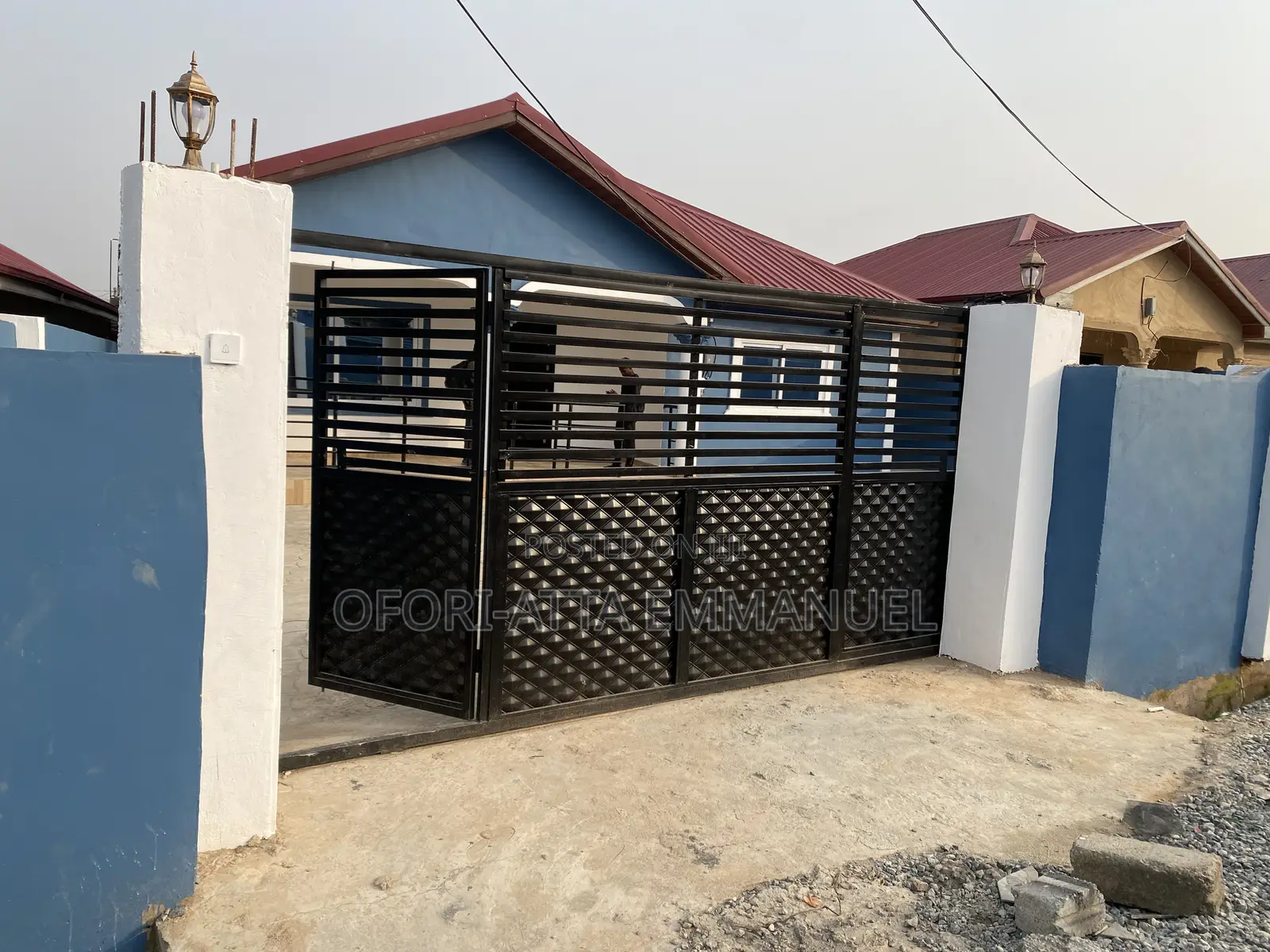 3bdrm House in Amasaman Stadium, Pokuase for sale