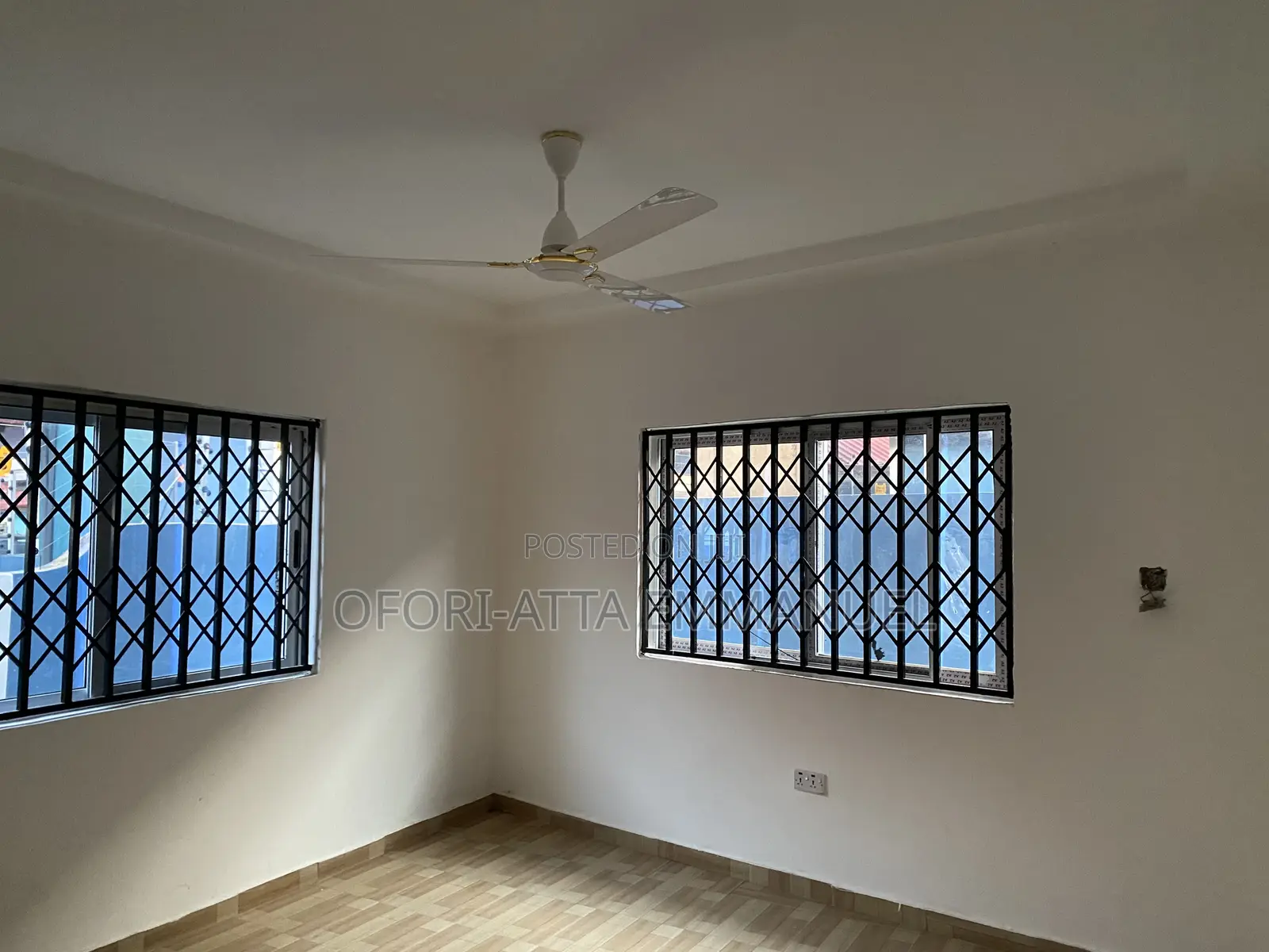 3bdrm House in Amasaman Stadium, Pokuase for sale
