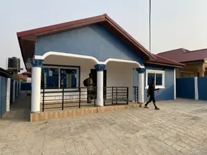 3bdrm House in Amasaman Stadium, Pokuase for sale