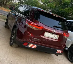 Rent 2018 Toyota Highlander