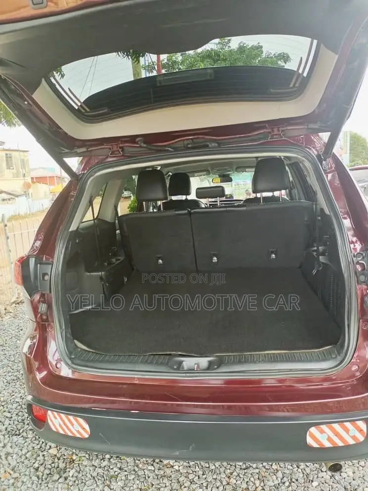 Rent 2018 Toyota Highlander