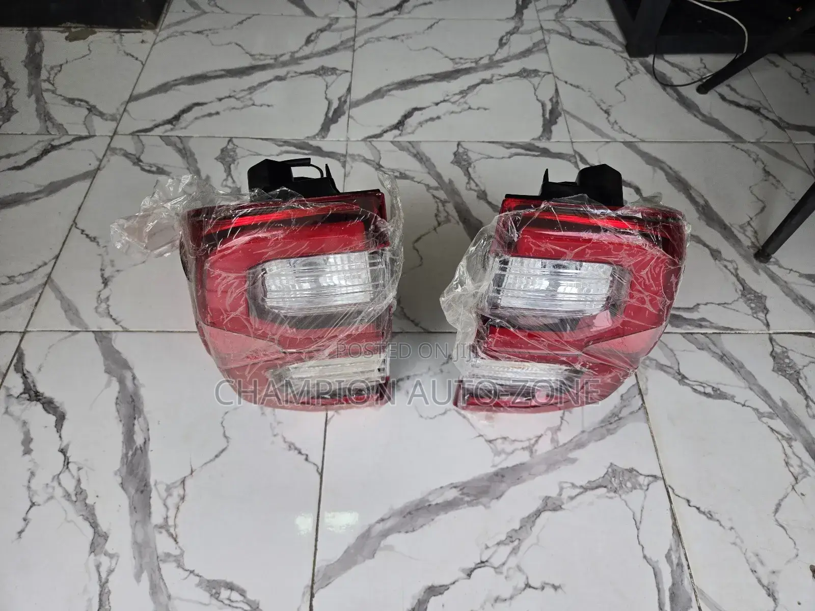 Toyota Hilux 2016-2017-2018-2019-2020-2021-2022 Led Tail Lights Pair