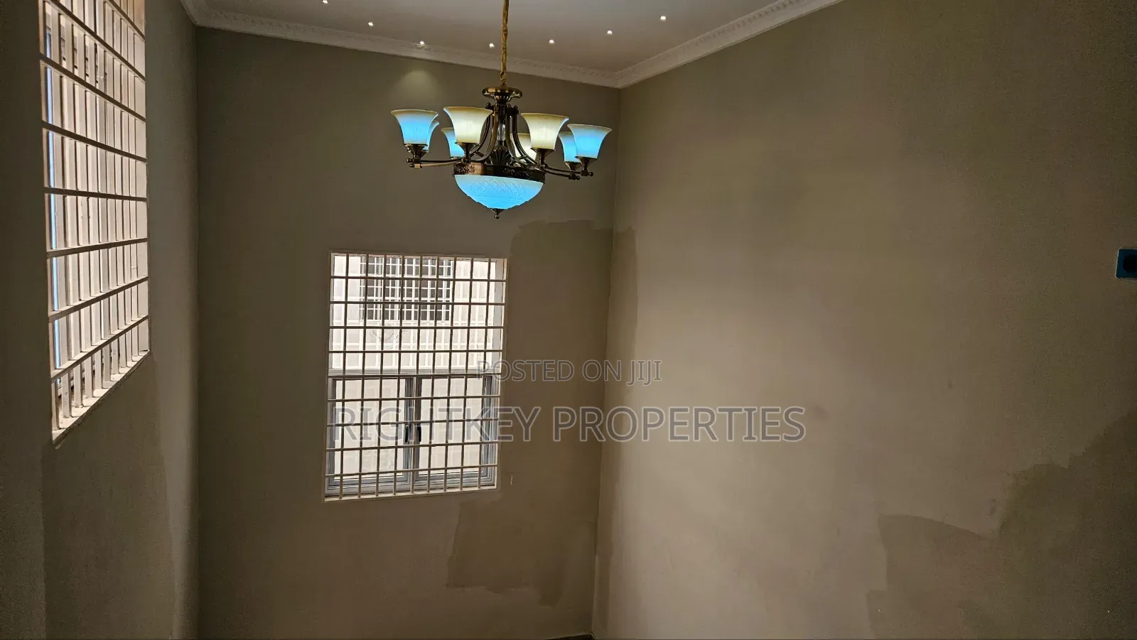 4bdrm Duplex in Rightkey, Kumasi Metropolitan for sale