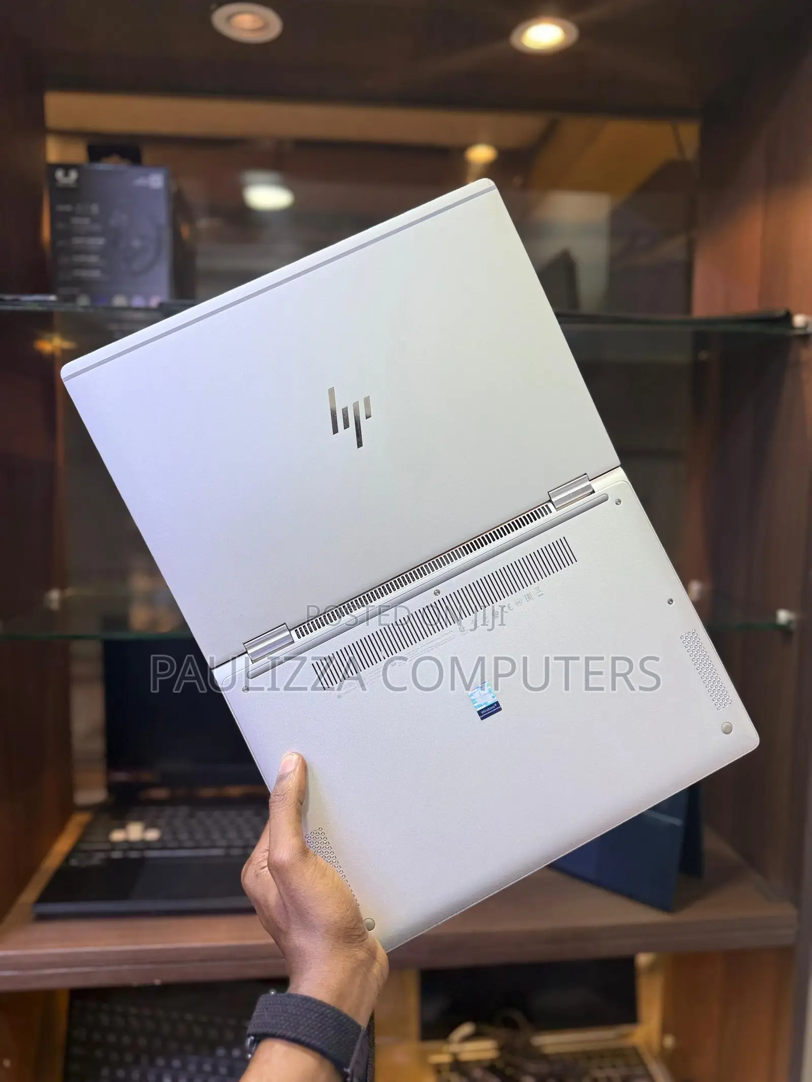 Laptop HP EliteBook 1030 16GB Intel Core i7 SSD 512GB