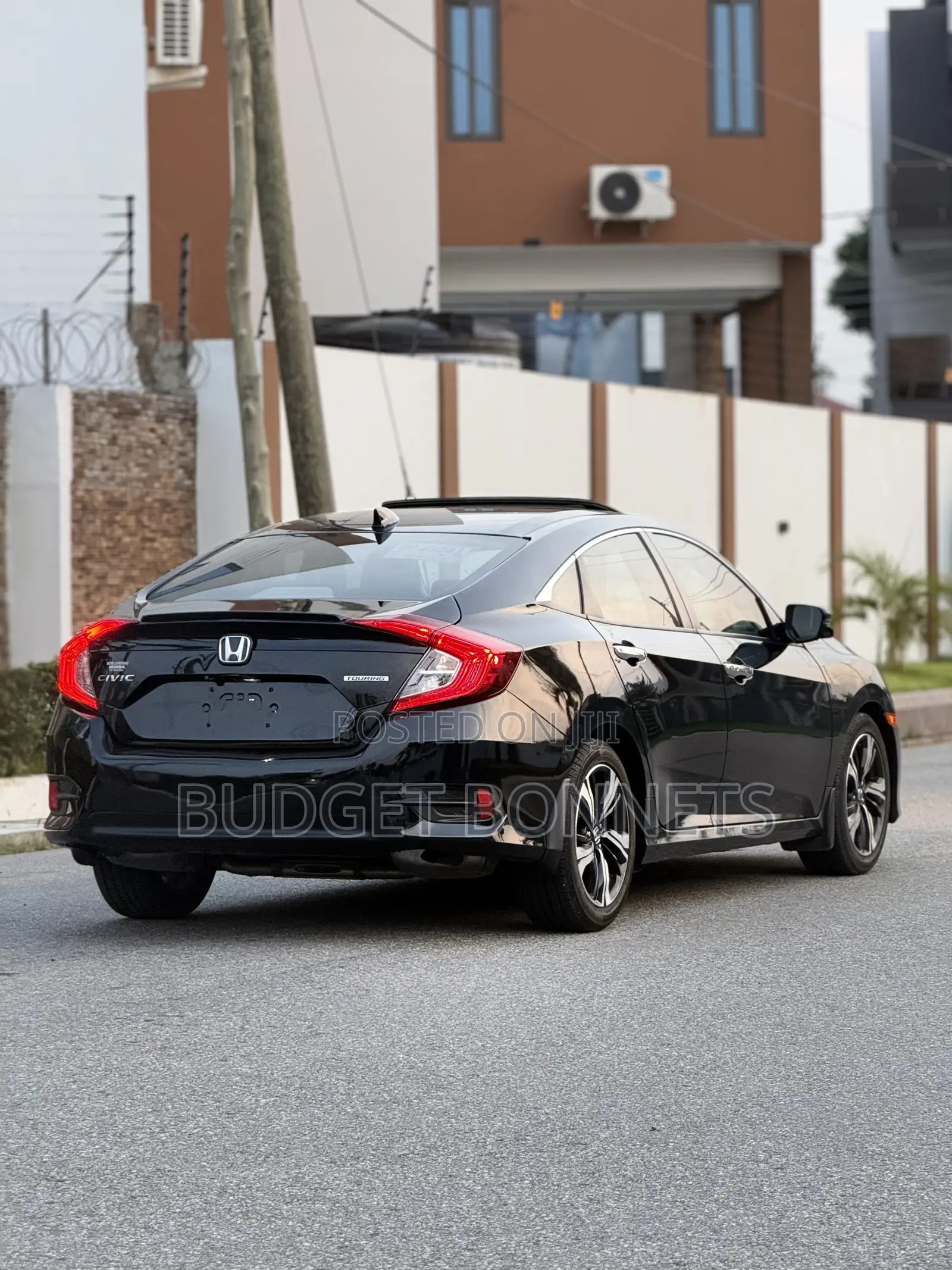 Honda Civic Touring 4dr Sedan (1.5L 4cyl) 2017 Black
