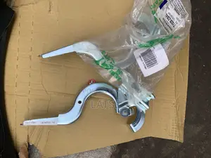 Toyota Corolla 2014,2015,2016,2017,2018,2019 Hood/Bonnet Hinges
