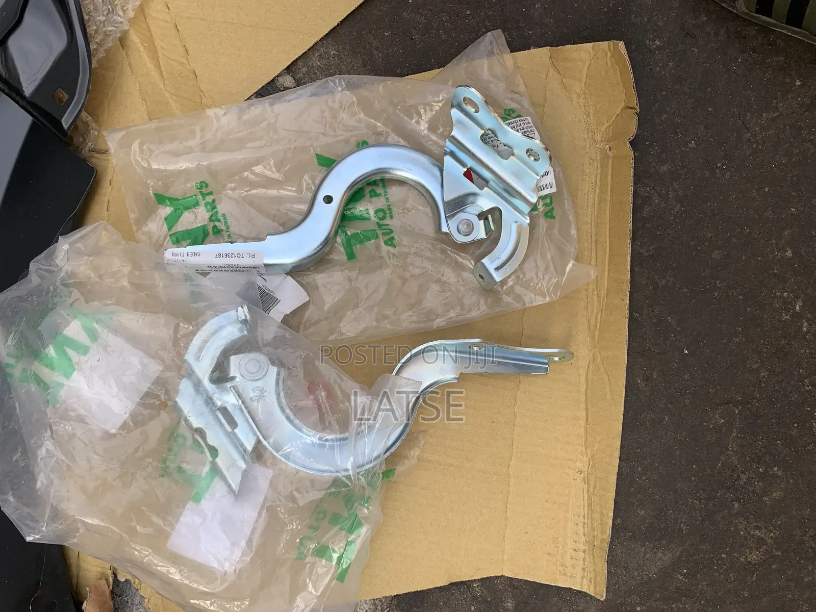 Toyota Corolla 2014,2015,2016,2017,2018,2019 Hood/Bonnet Hinges