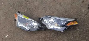 Toyota Corolla 2014,2015,2016 Headlight Pair