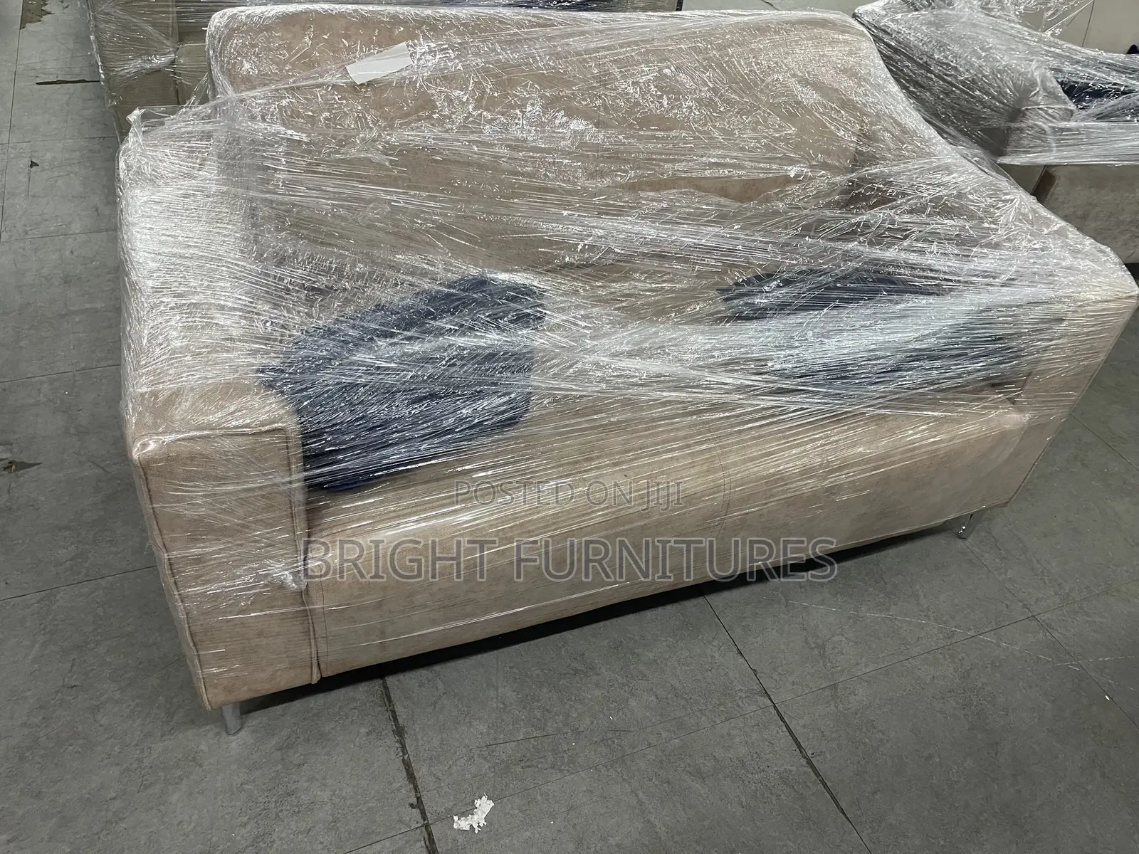 Brand New 2in1 Sofa Chair