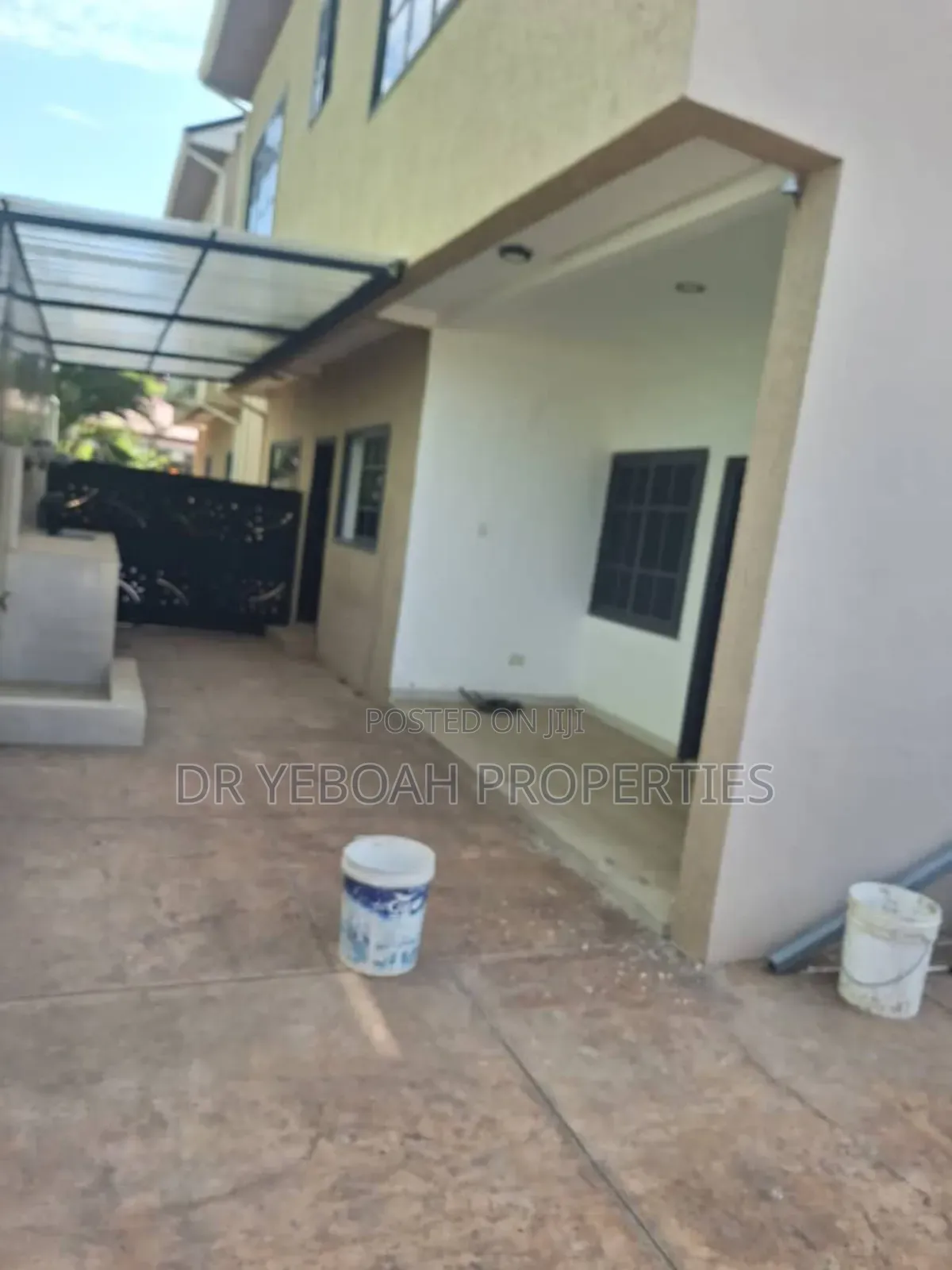 4bdrm Duplex in Spintex Temple Gate for rent