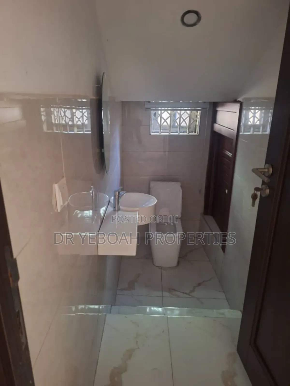 4bdrm Duplex in Spintex Temple Gate for rent