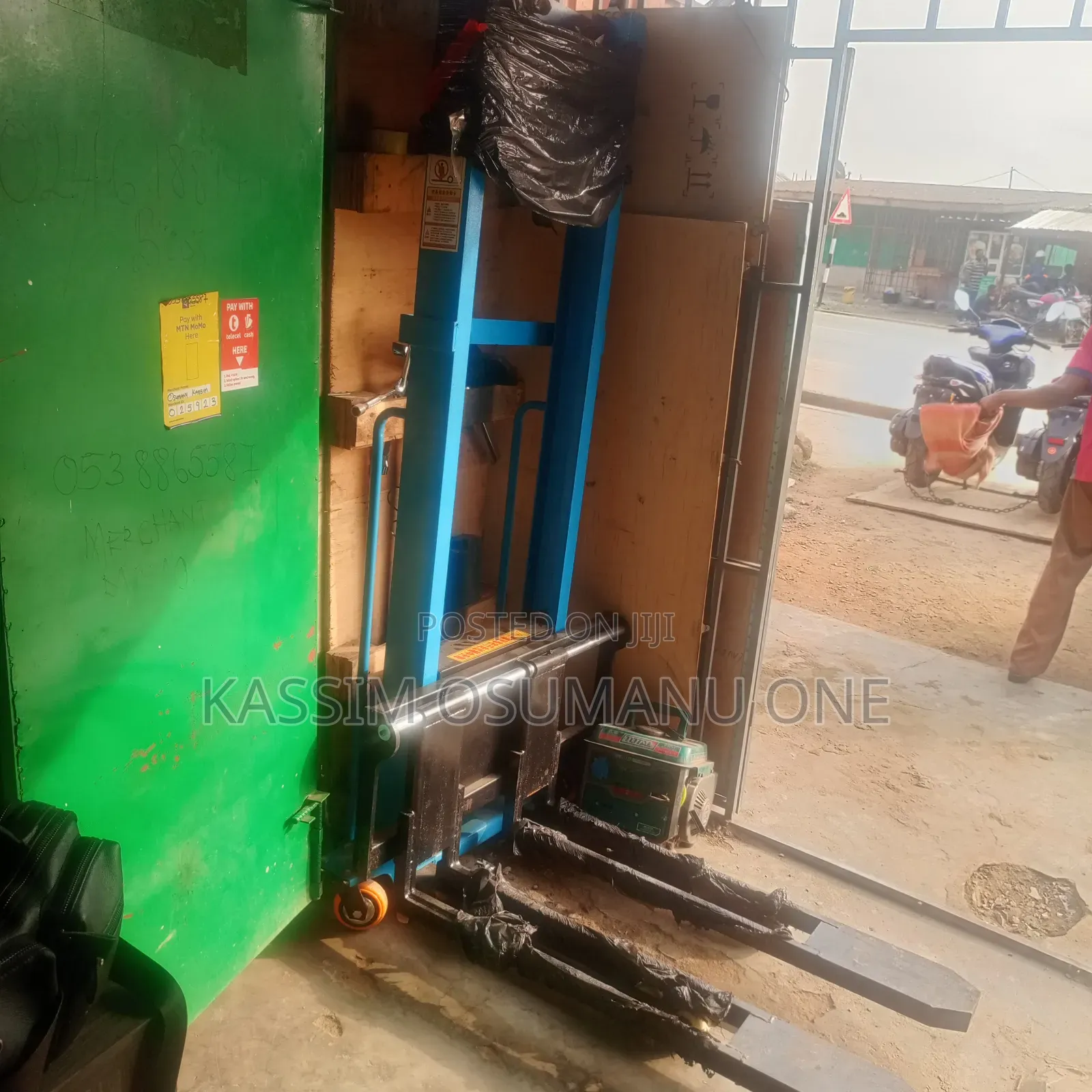 Electric Forklift 2tone