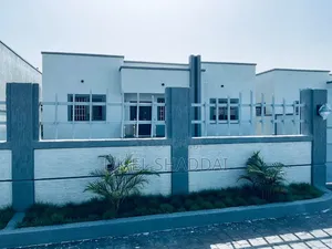 3bdrm House in Pokuase for sale