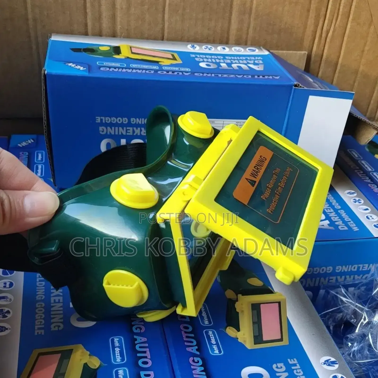 Auto Darkening Welding Goggles – Strong Eye Protection
