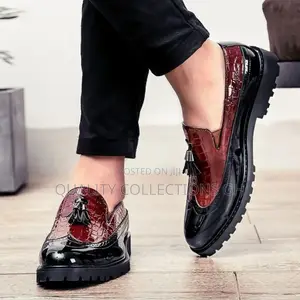 Glossy Men Shoe
