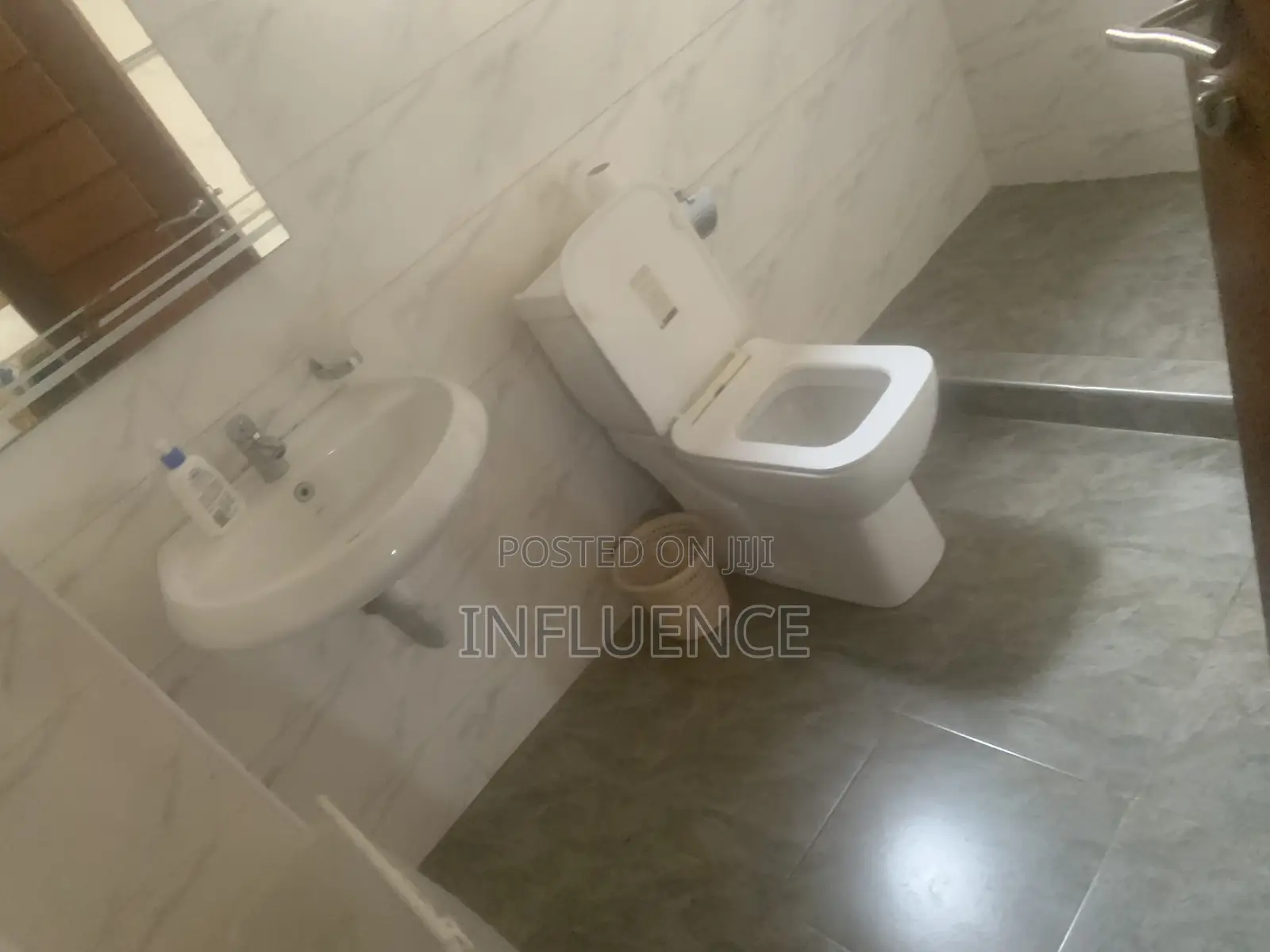 Furnished 1bdrm Apartment in Palace Mall Area, East Legon for rent