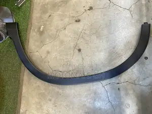 Honda Pilot 2016- 2018 Fender Moulding