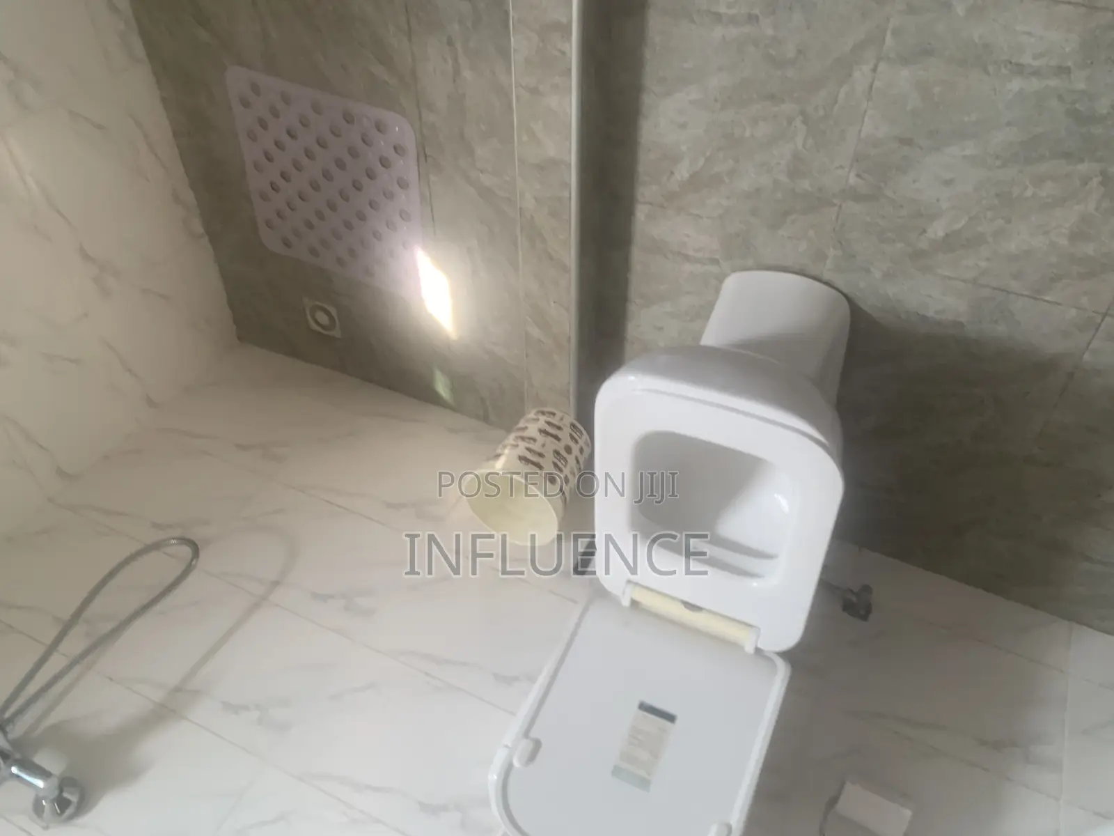 Furnished 1bdrm Apartment in Palace Mall Area, East Legon for rent