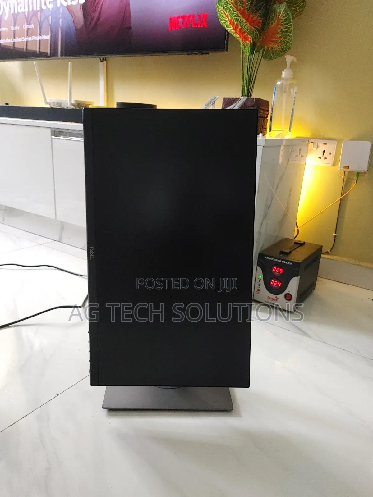 Dell Edgeless 22 Inch Monitor
