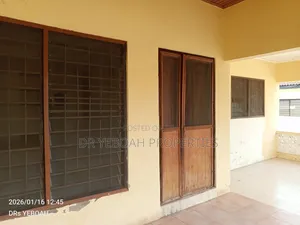 3bdrm House in Spintex Road:- 3 for sale
