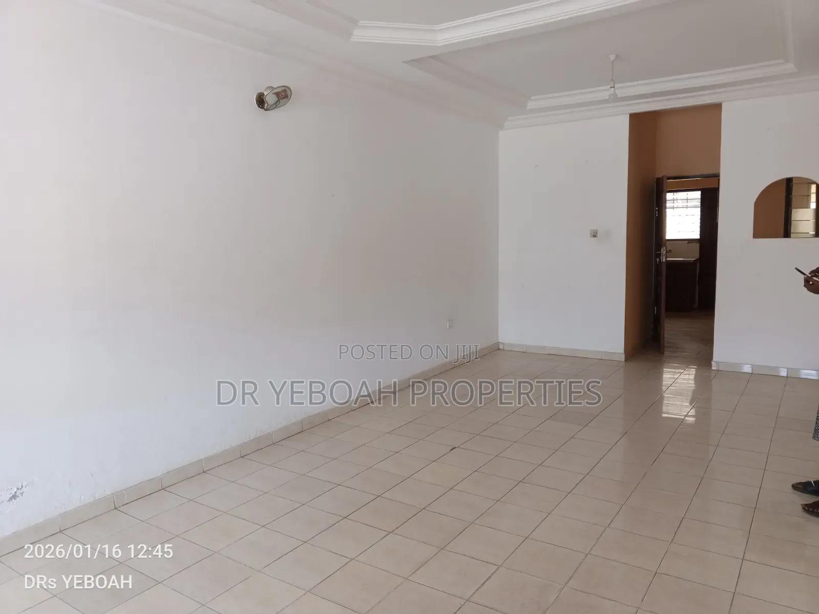 3bdrm House in Spintex Road:- 3 for sale