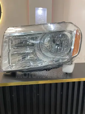 Honda Pilot 2012-2015 Headlight