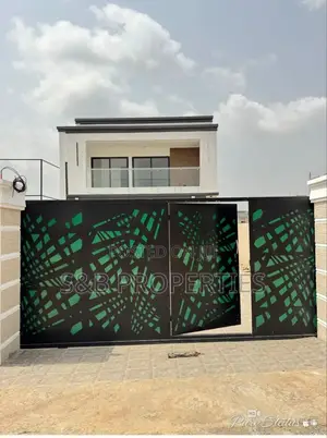 4bdrm House in Kwabenya for sale