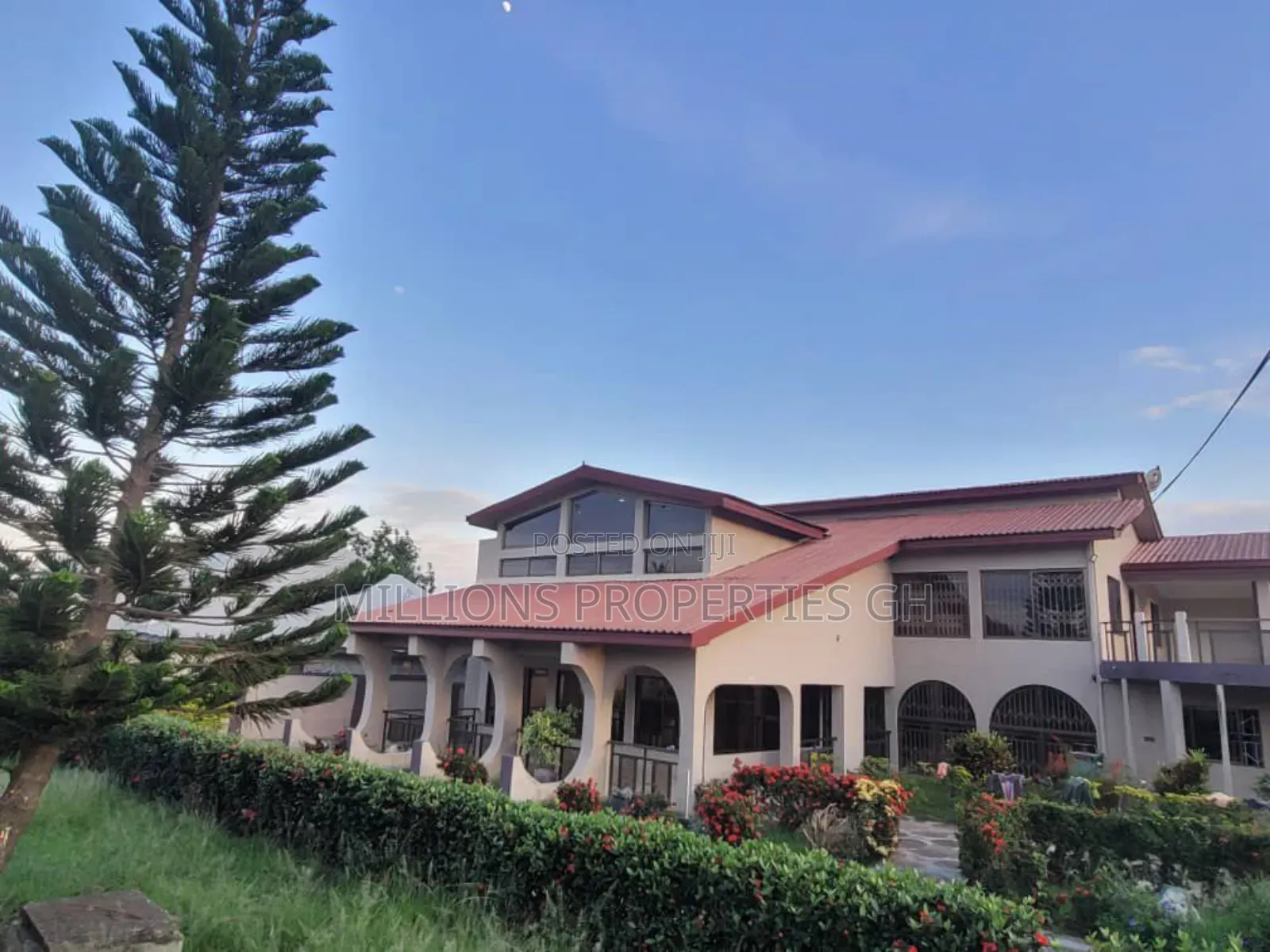 5bdrm House in Millions Properties, Kumasi Metropolitan for sale