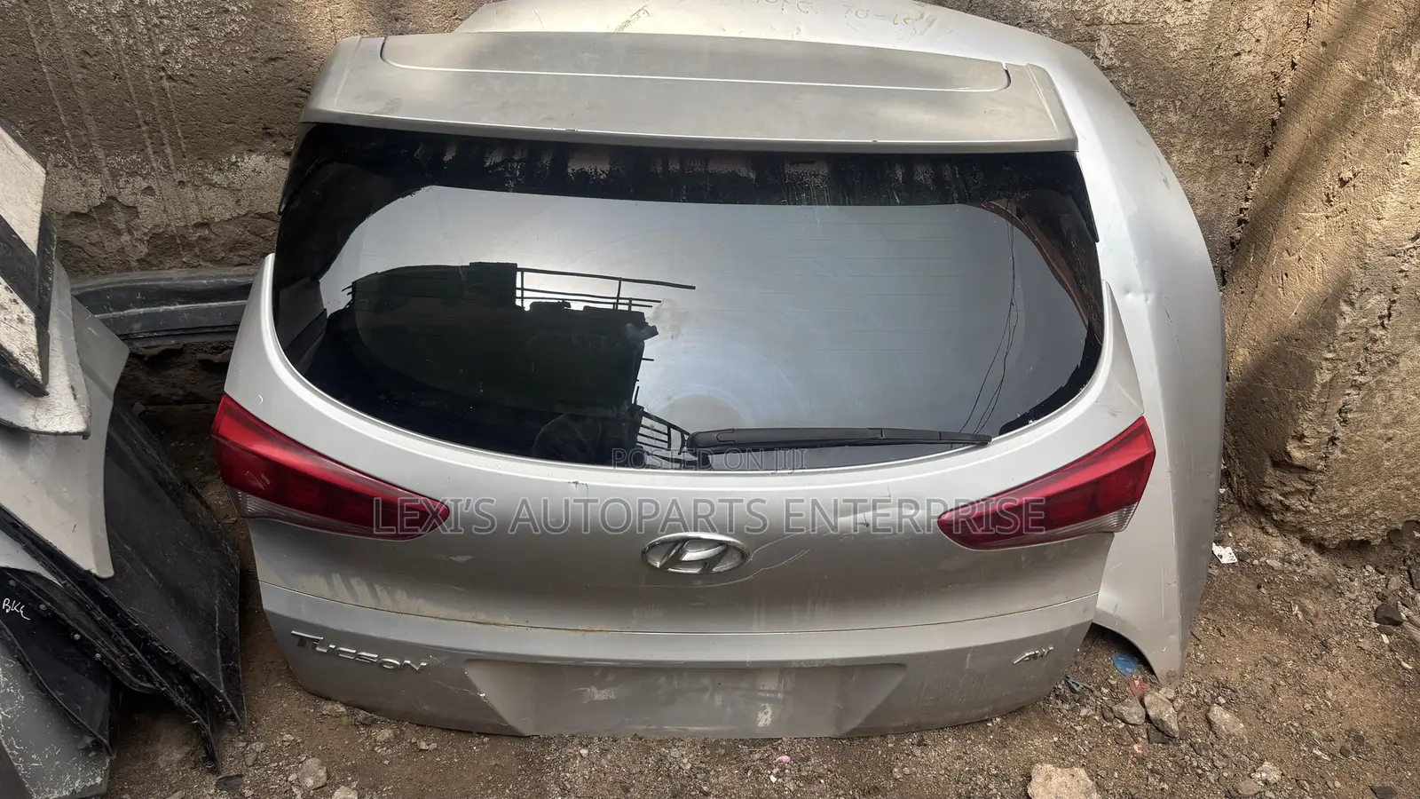 Hyundai Tucson 2016,2017,2018 Tailgate/ Boot Available