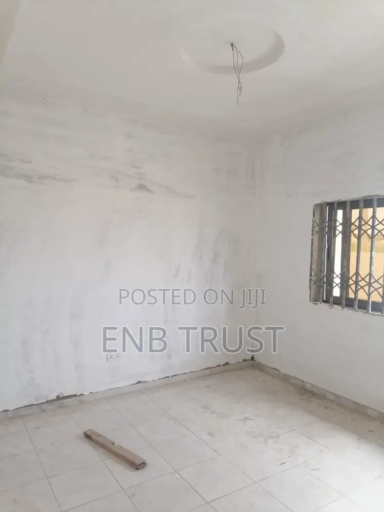 3bdrm House in Sarpeiman, Amasaman for sale