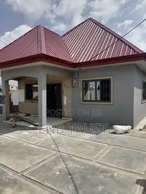 3bdrm House in Sarpeiman, Amasaman for sale