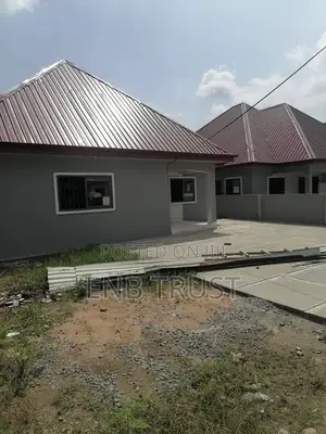 3bdrm House in Sarpeiman, Amasaman for sale