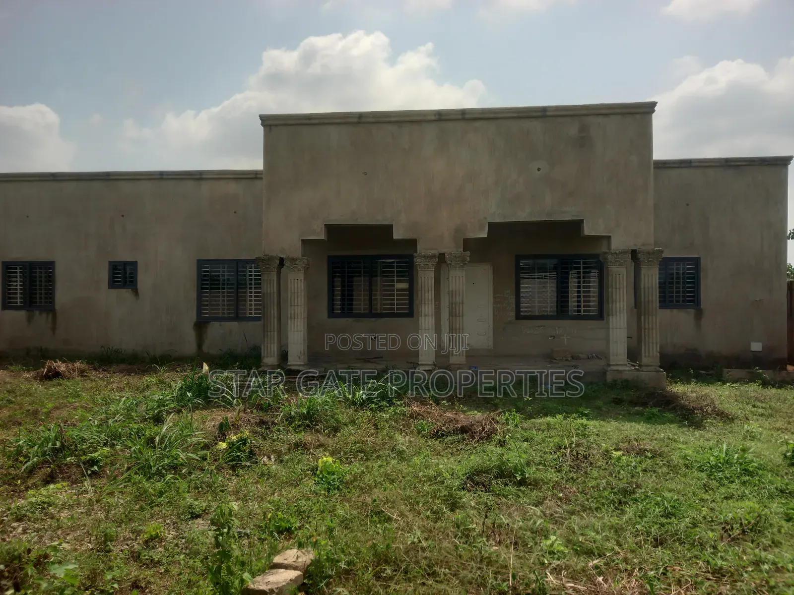 4bdrm House in Kodie Akom, Kumasi Metropolitan for sale