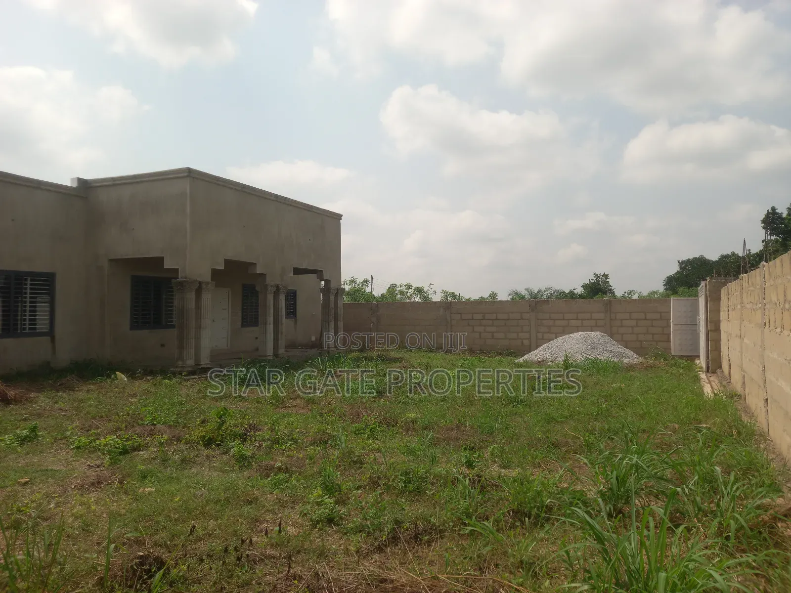 4bdrm House in Kodie Akom, Kumasi Metropolitan for sale