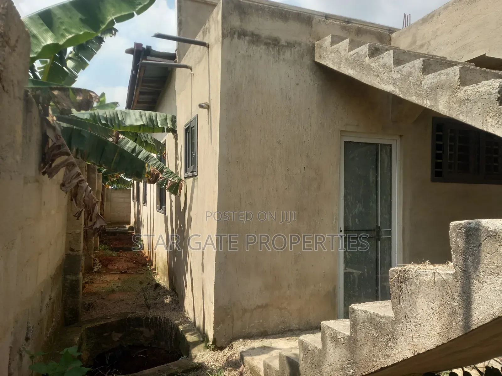 4bdrm House in Kodie Akom, Kumasi Metropolitan for sale