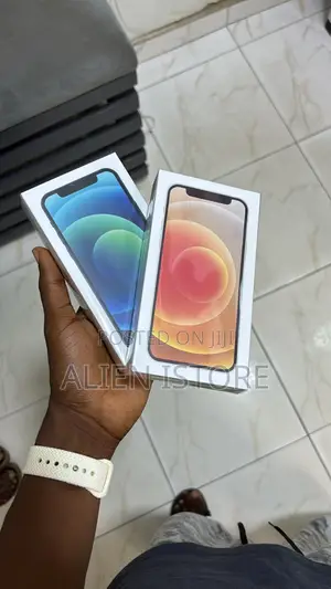 Apple iPhone 12 64 GB Black