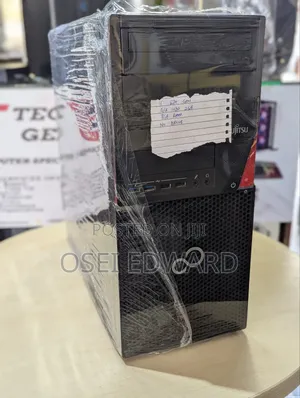 Desktop Computer Fujitsu Esprimo P958 8GB Intel Core i5 SSD 256GB