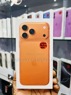 New Apple iPhone 17 Pro Max 256 GB Orange