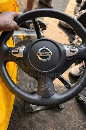 Nissan Juke 2015-2019 Steering Wheel
