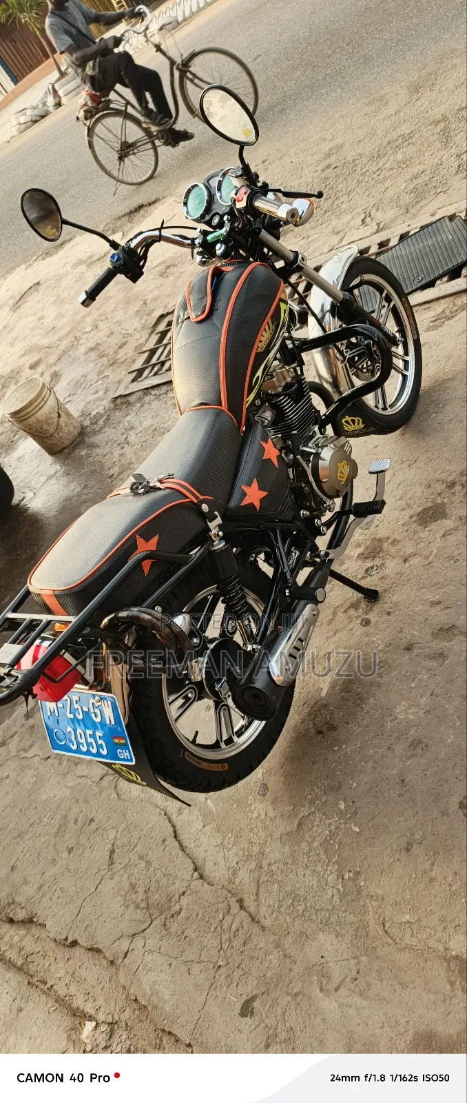New Royal Motorcycle 2025 Black
