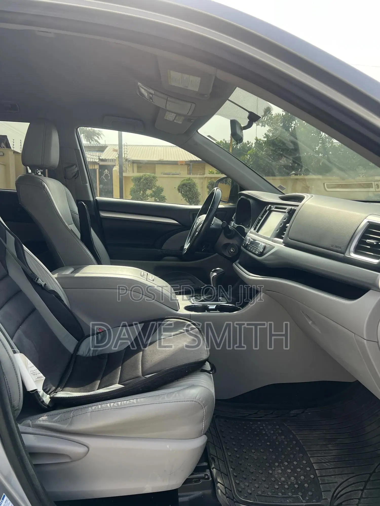 Toyota Highlander LE Plus V6 4x4 (3.5L 6cyl 6A) 2016 Silver