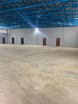 650 SQM Warehouse at Prampram