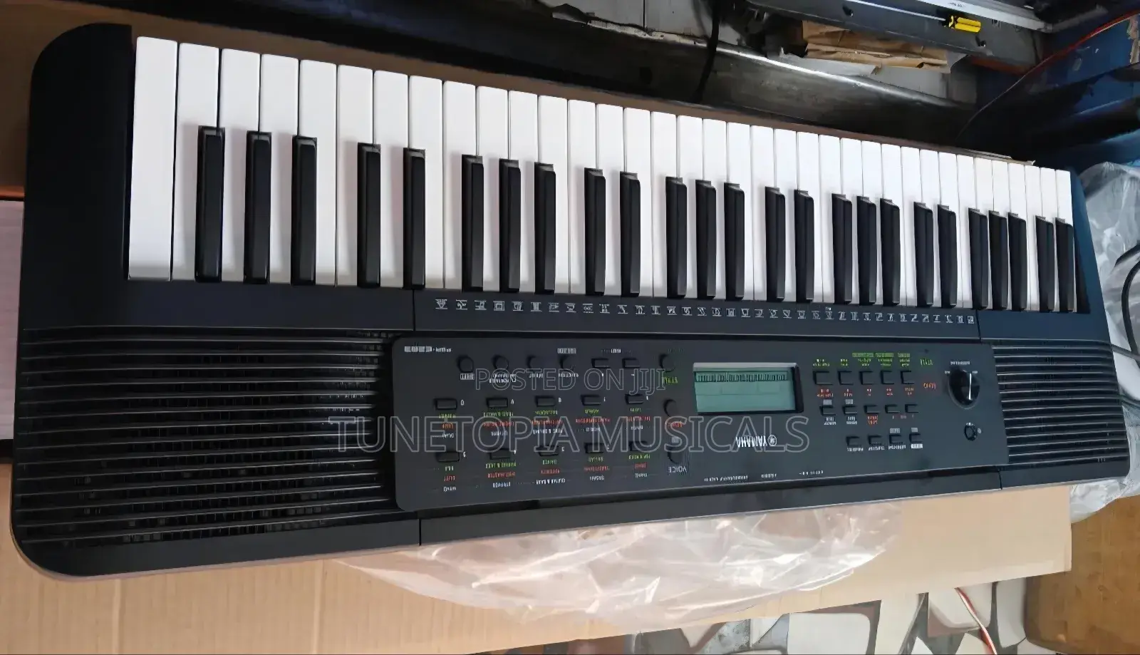 Yamaha Psr-e283 61-key Portable Keyboard
